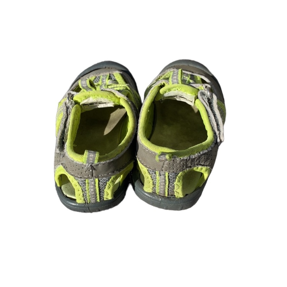Oshkosh Baby swim shoes π - Picture 3 of 6